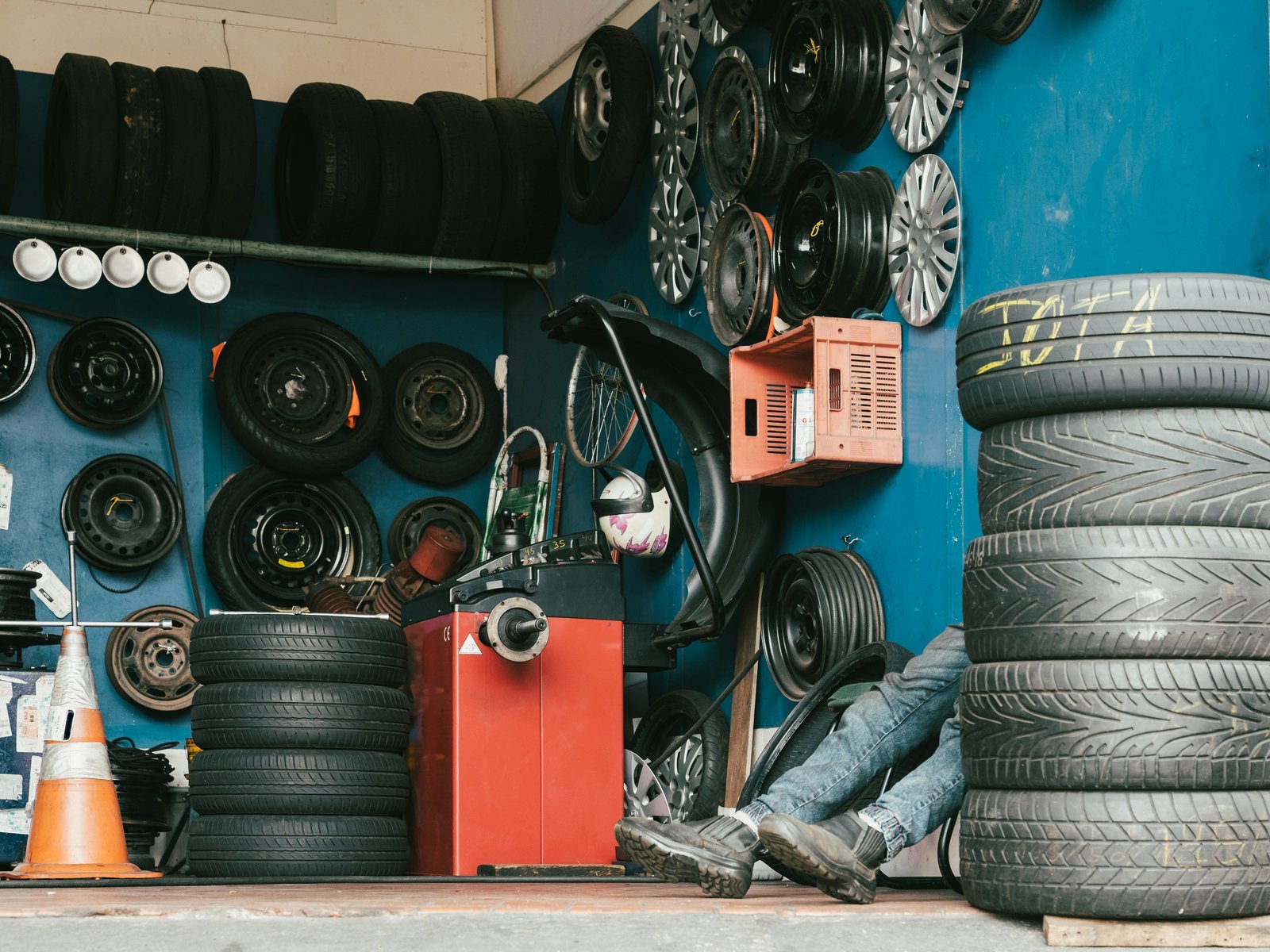 From Family Standoff to Succession Plan: An Auto Shop's Turnaround